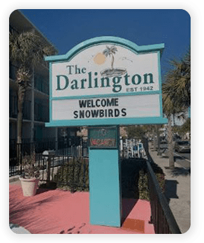 A sign that says the darlington