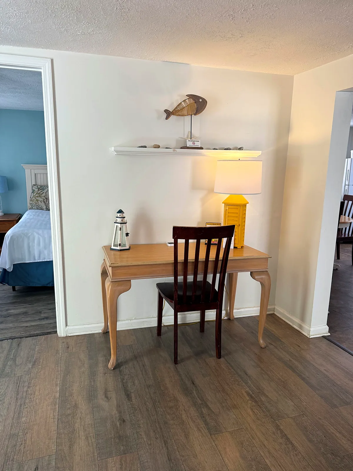 Palmetto Cottage desk nook